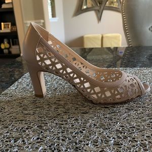 Aquatalia tan peep toe